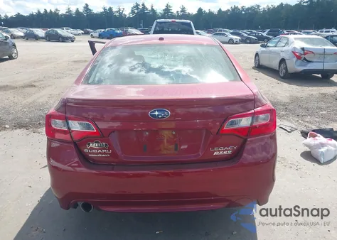 2015 Subaru Legacy 2.5I Limited z USA, uszkodzony, nr VIN 4S3BNAJ61F3016802